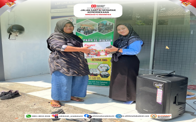 Jalan Sehat Semarak Kemerdekaan, Yayasan Al-Hikmah Meriahkan HUT RI ke-80